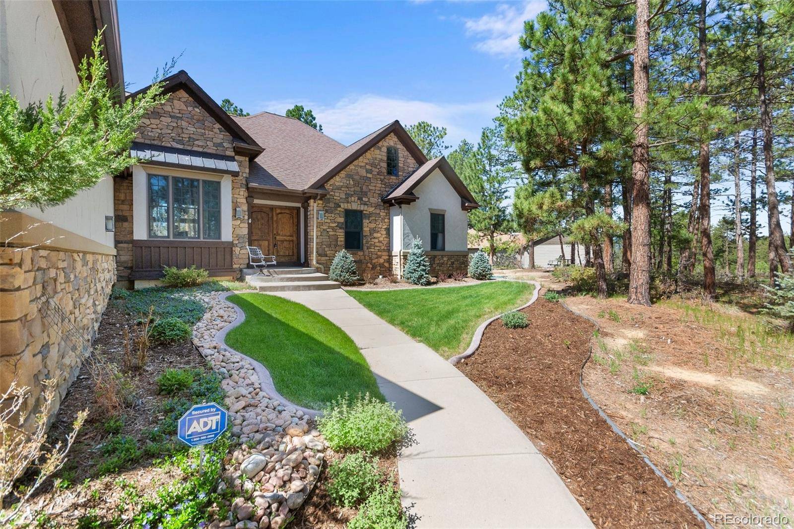 Larkspur, CO 80118,1449 Gore DR