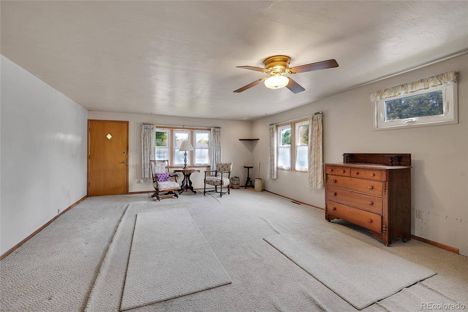 Aurora, CO 80010,832 Geneva ST