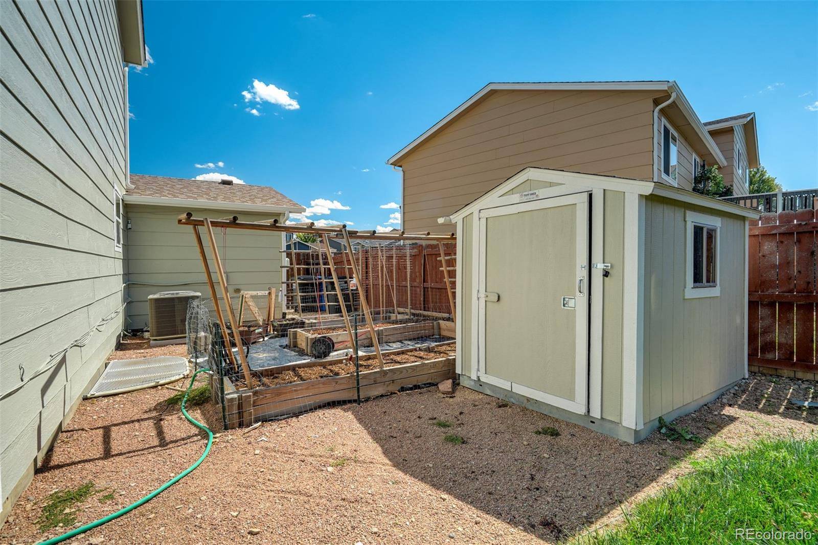 Colorado Springs, CO 80925,7352 Candelabra DR