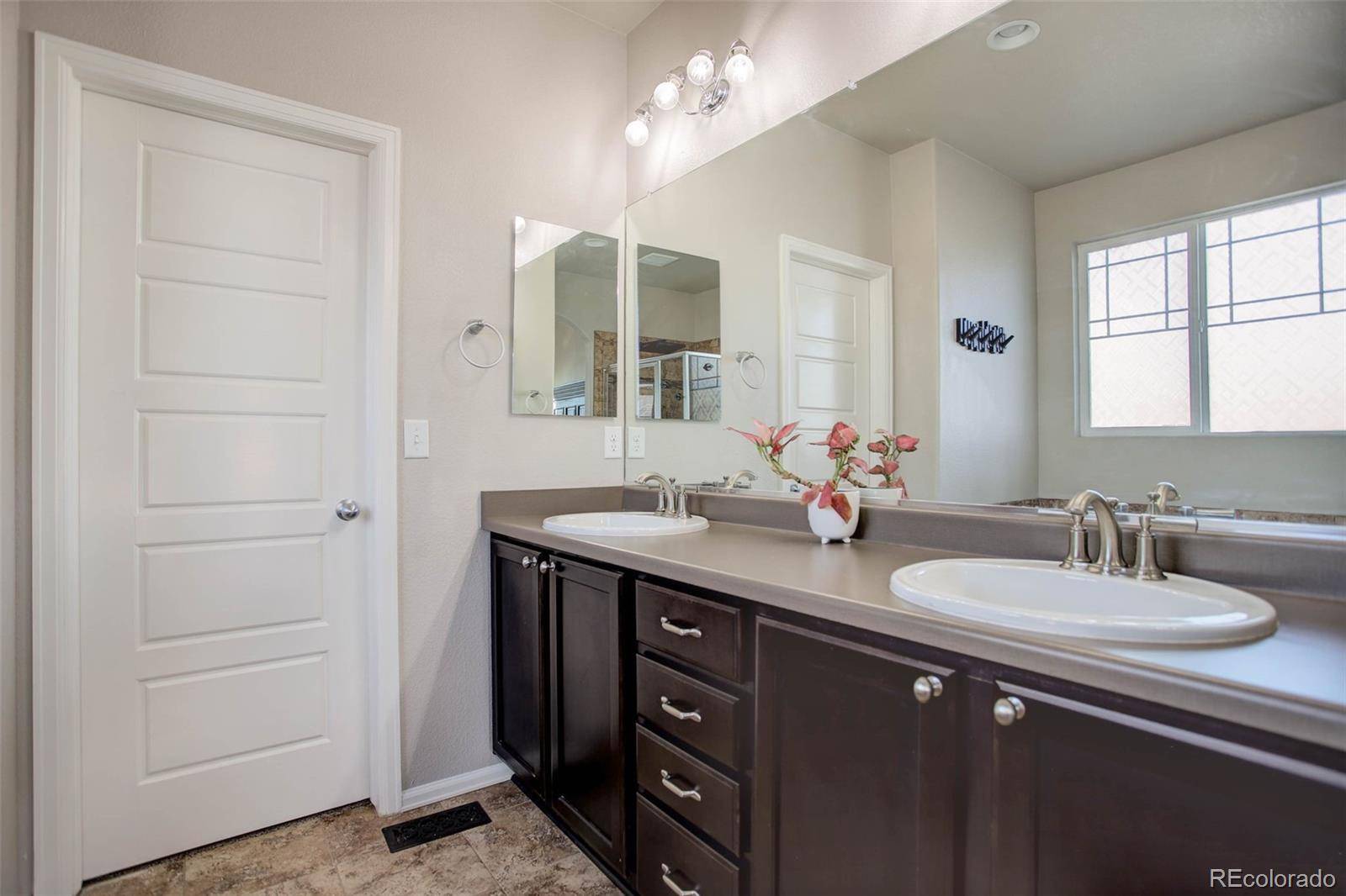 Aurora, CO 80018,25525 E 1st AVE