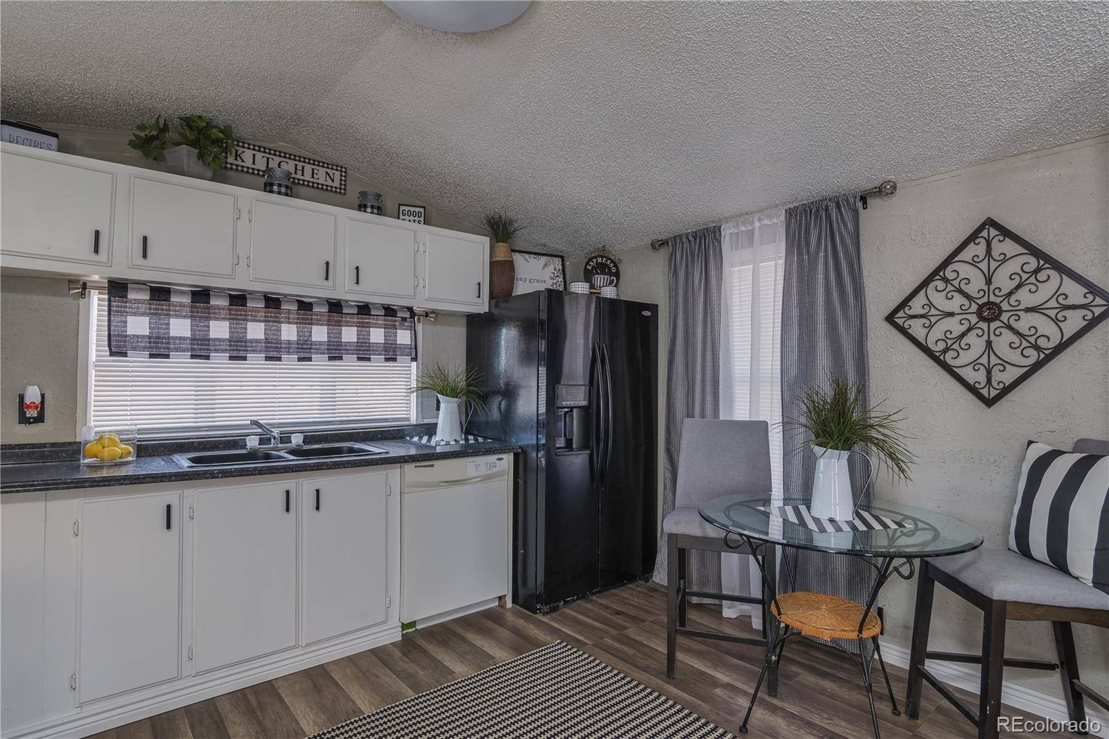 Pueblo West, CO 81007,890 S Cellini PLZ