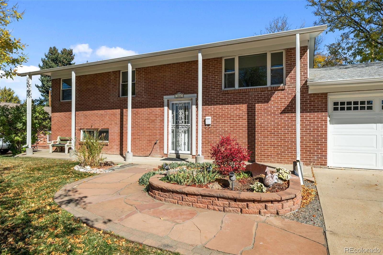 Aurora, CO 80012,366 S Troy ST