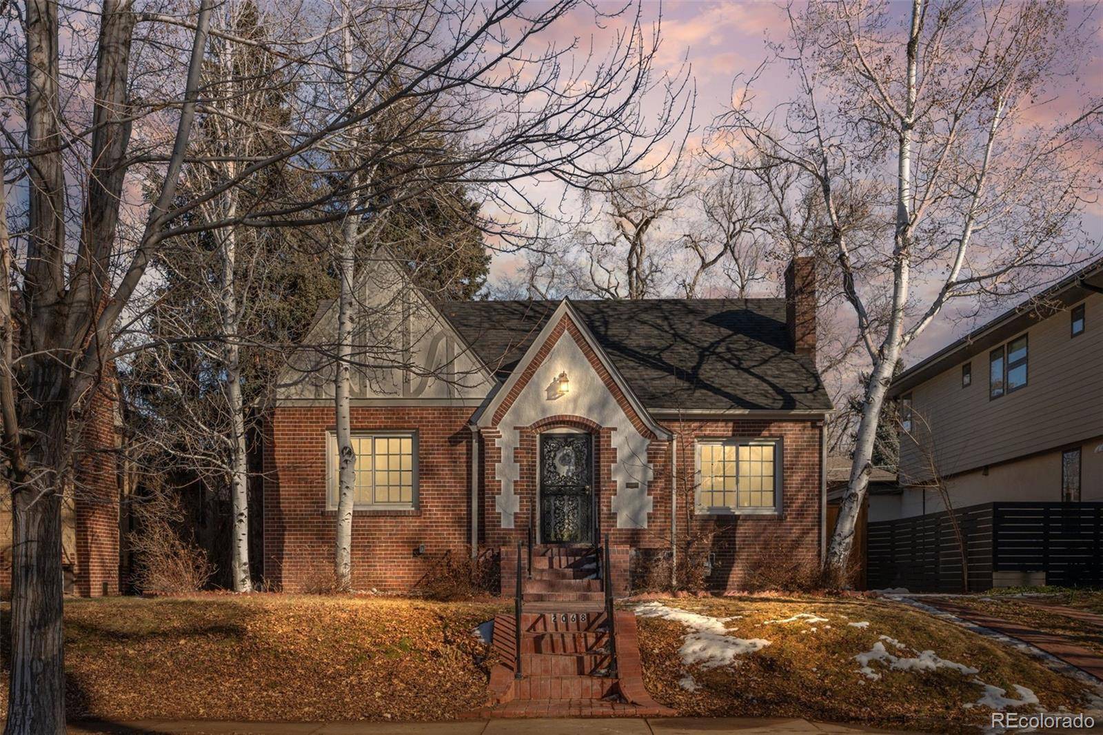 Denver, CO 80207,2068 Jasmine ST