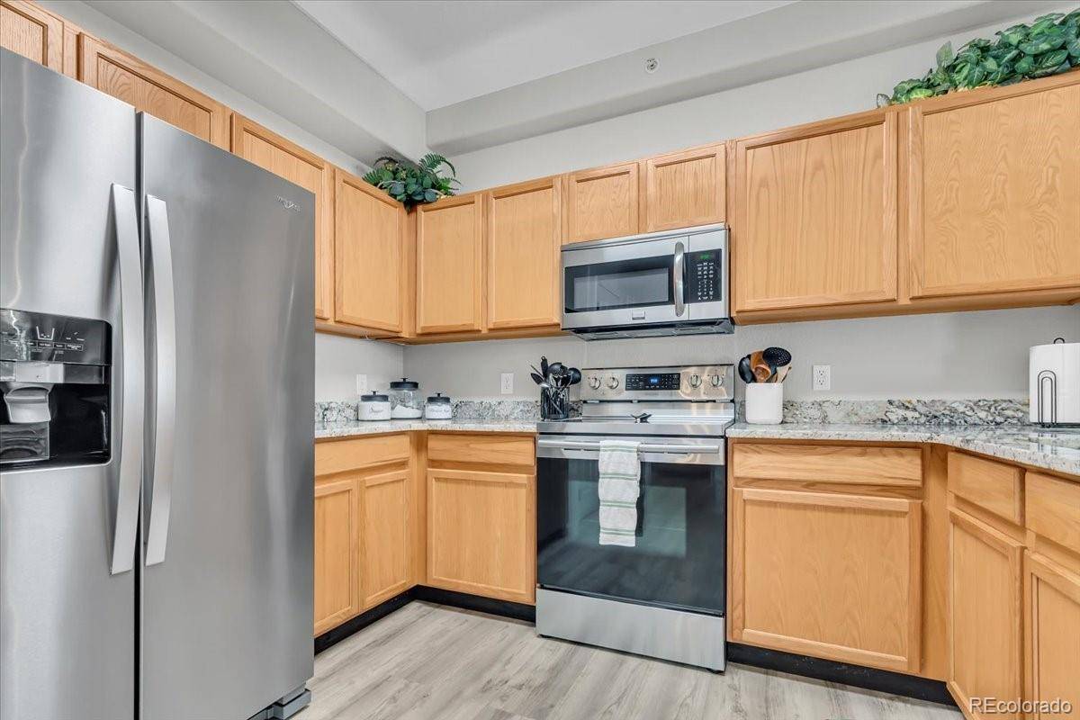 Commerce City, CO 80022,9758 Laredo ST #35B