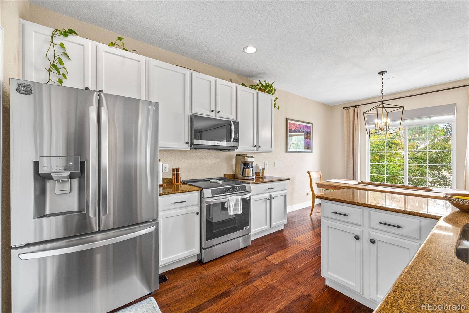 Lakewood, CO 80227,6813 W Yale AVE