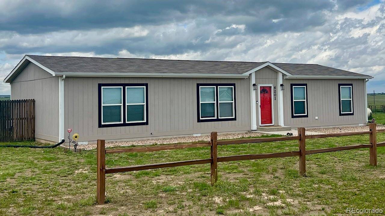 Bennett, CO 80102,6201 S Vanderhoof ST