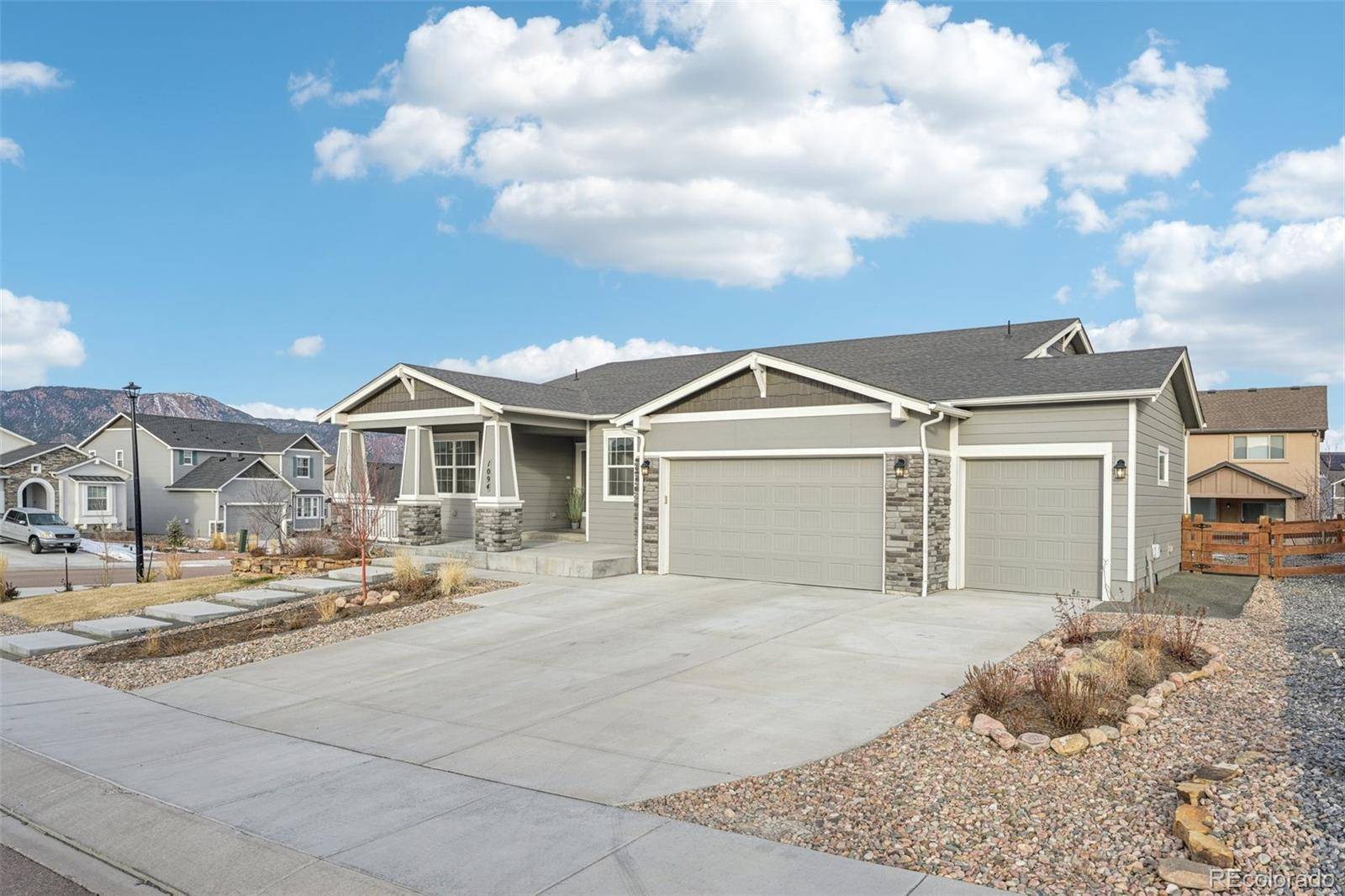 Monument, CO 80132,1094 Rambling Oak DR