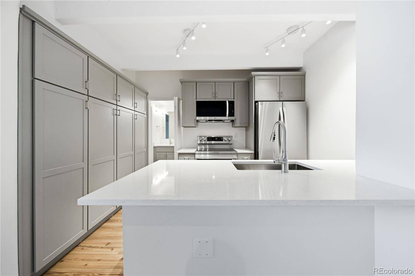 Denver, CO 80203,551 N Pearl ST #303