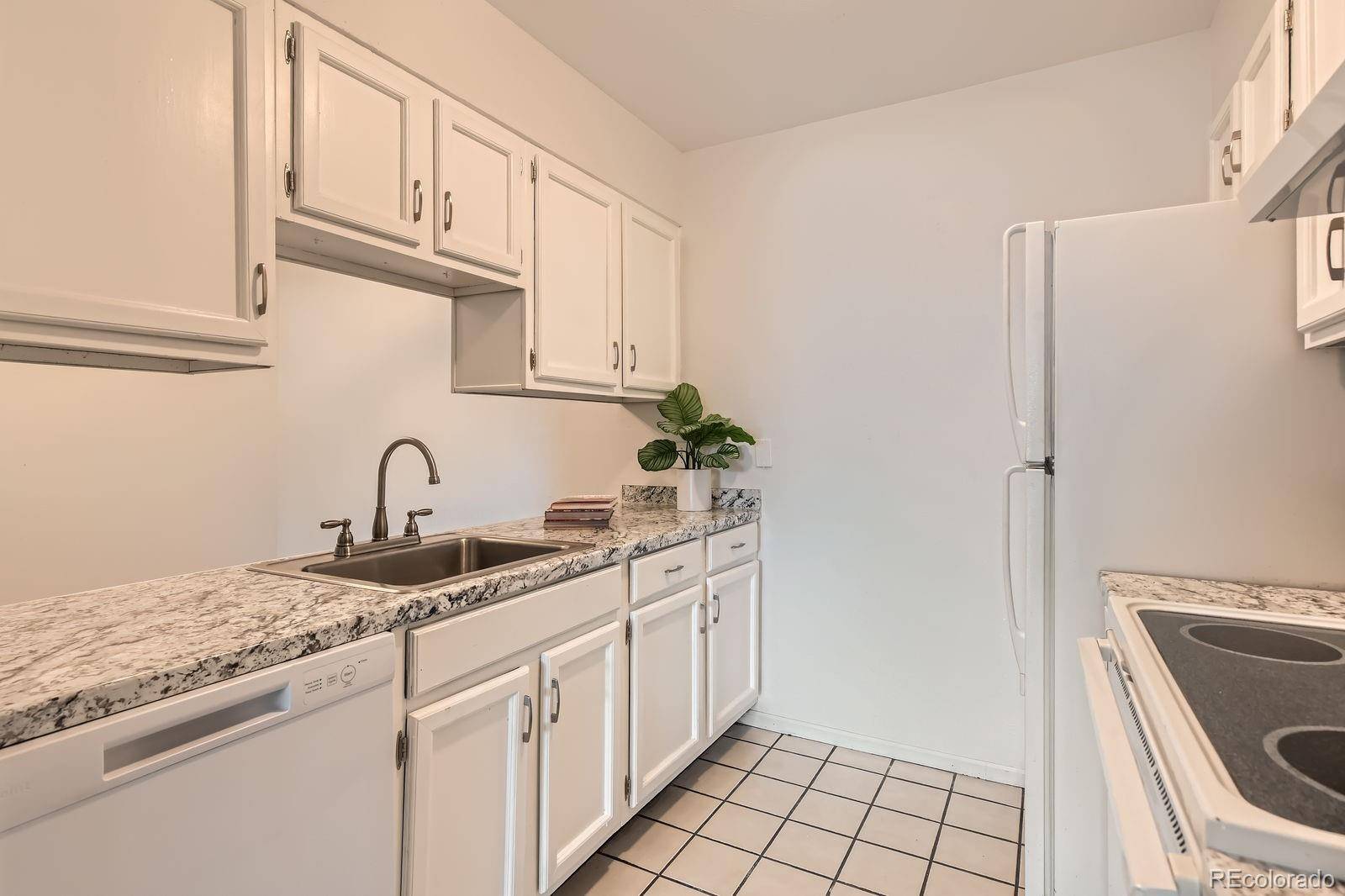 Denver, CO 80231,7665 E Eastman AVE #111A