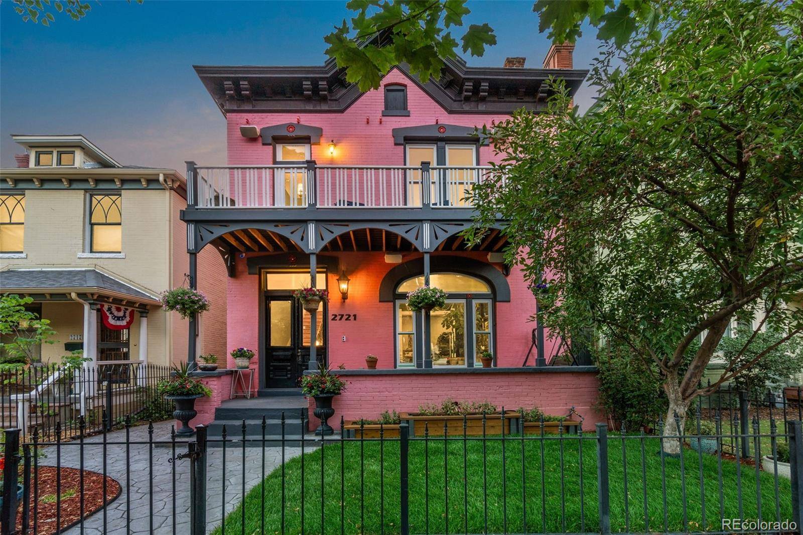 Denver, CO 80205,2721 Curtis ST