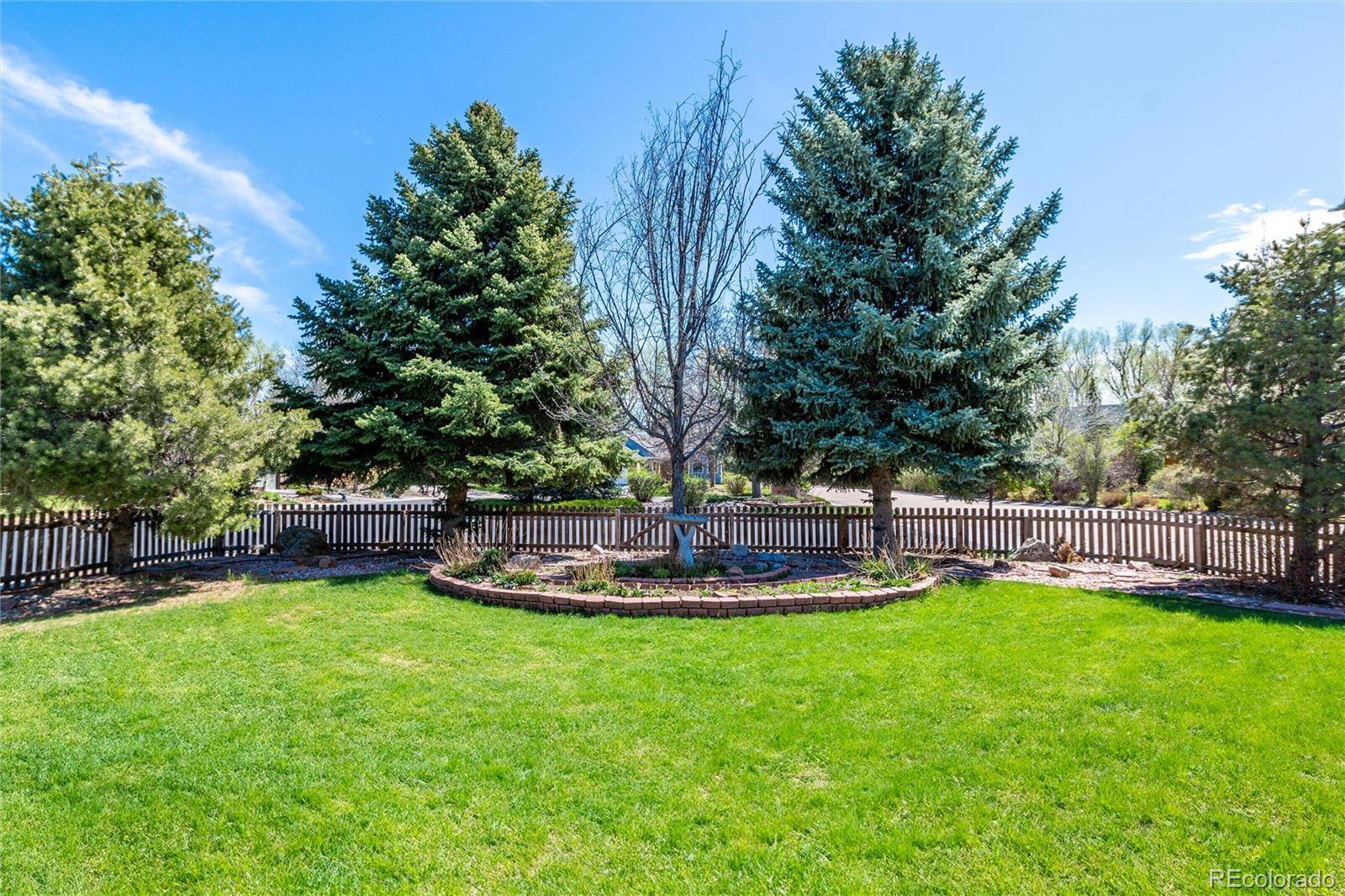 Longmont, CO 80503,2401 Spindrift DR