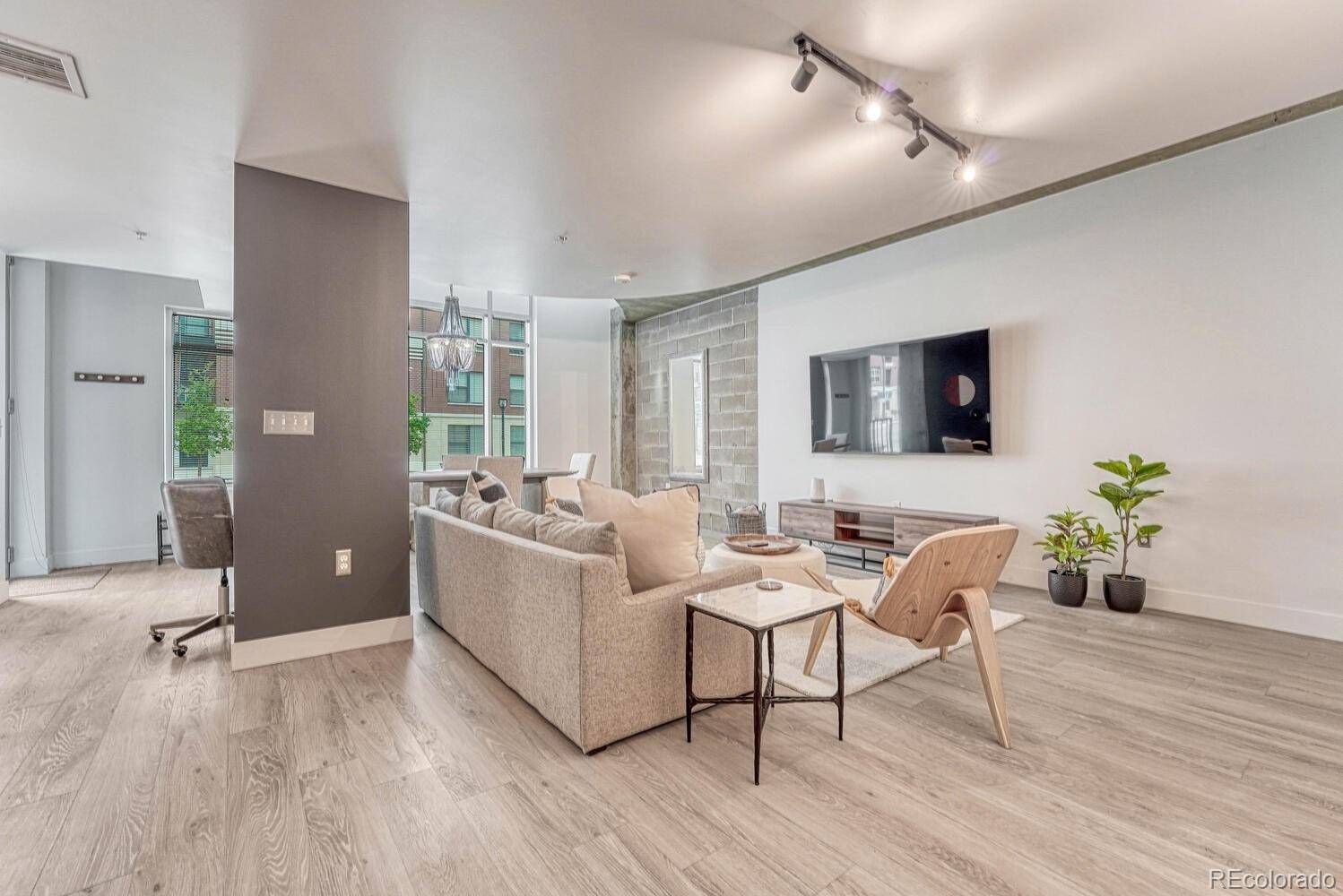 Denver, CO 80202,1700 Bassett ST #101