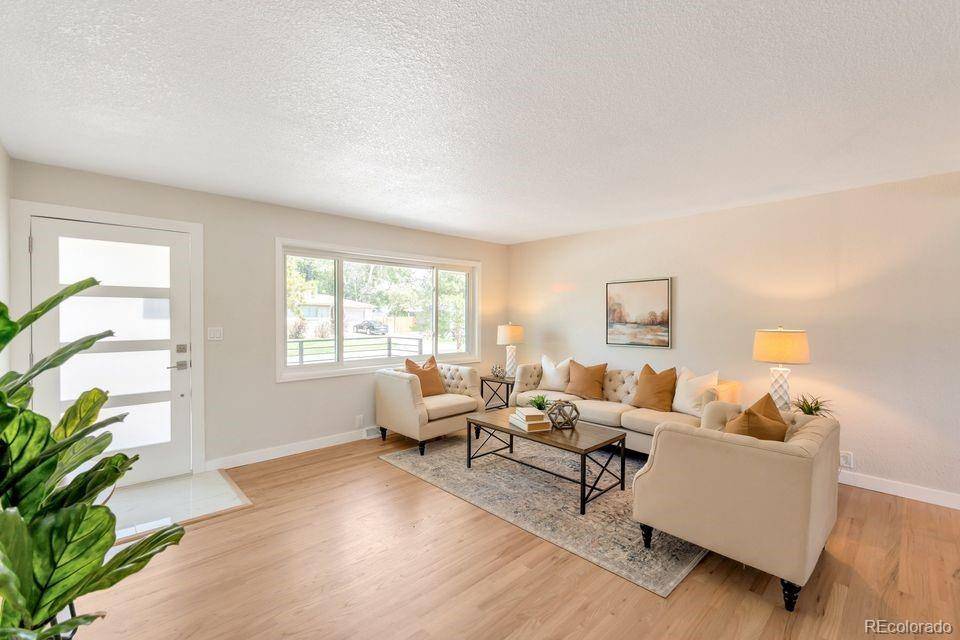 Littleton, CO 80123,3338 W Arlington AVE