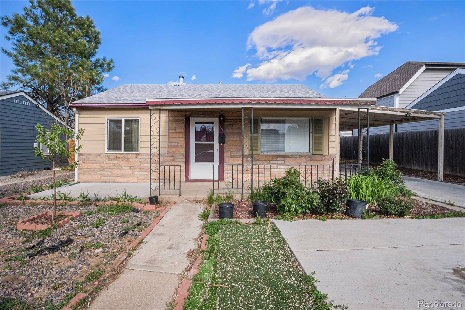 Denver, CO 80219,1910 S King ST
