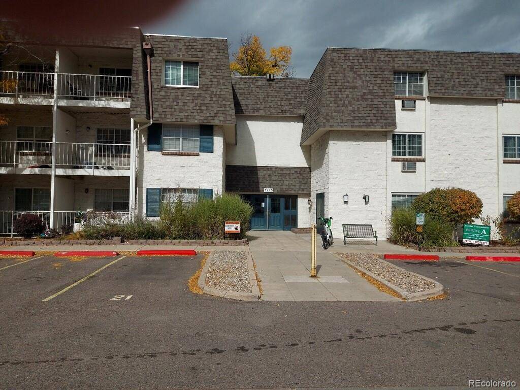 Denver, CO 80222,5995 E Iliff AVE #302