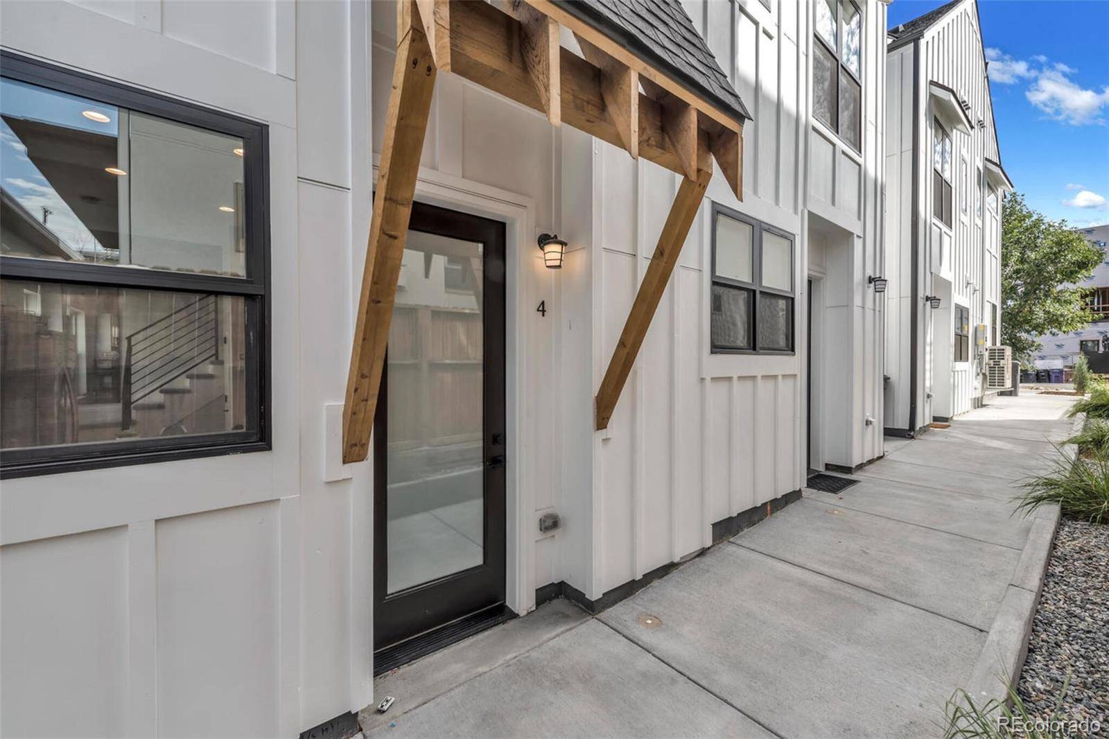 Denver, CO 80204,3219 W 19th AVE #4