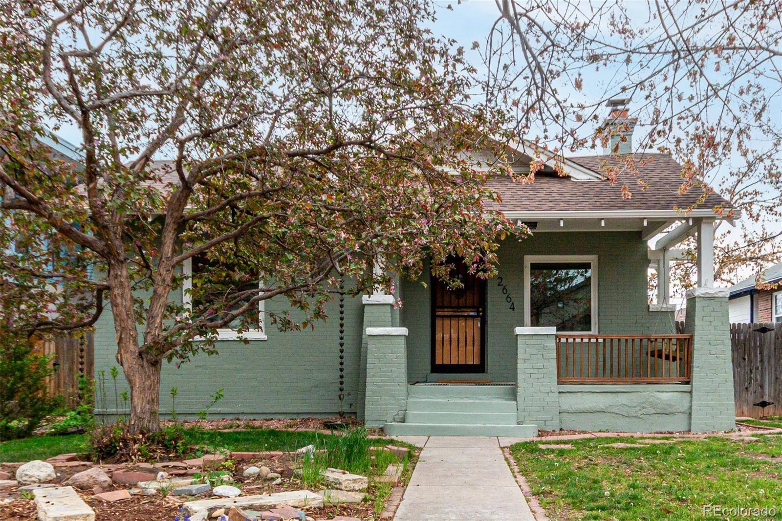 Denver, CO 80207,2664 Dahlia ST