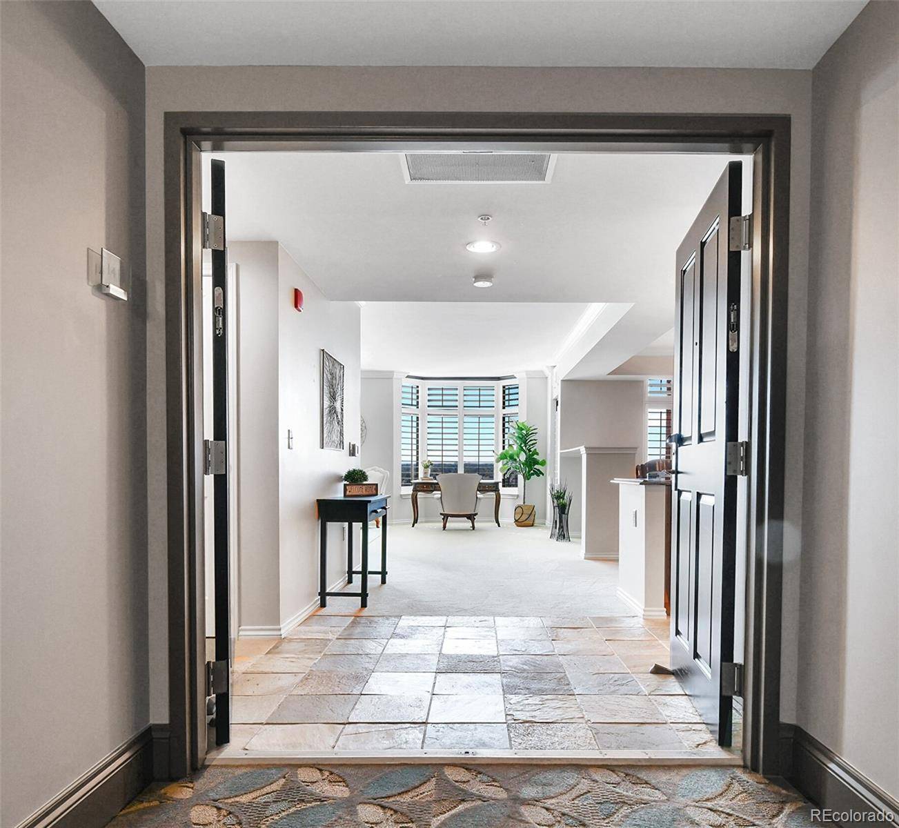 Denver, CO 80237,8100 E Union AVE #1413