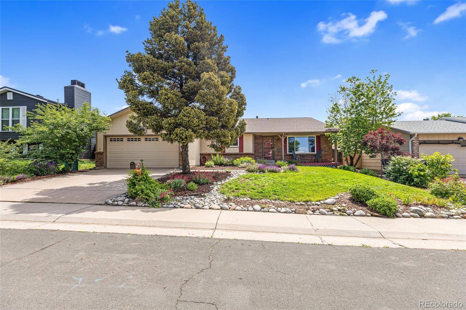 Aurora, CO 80013,1982 S Truckee ST