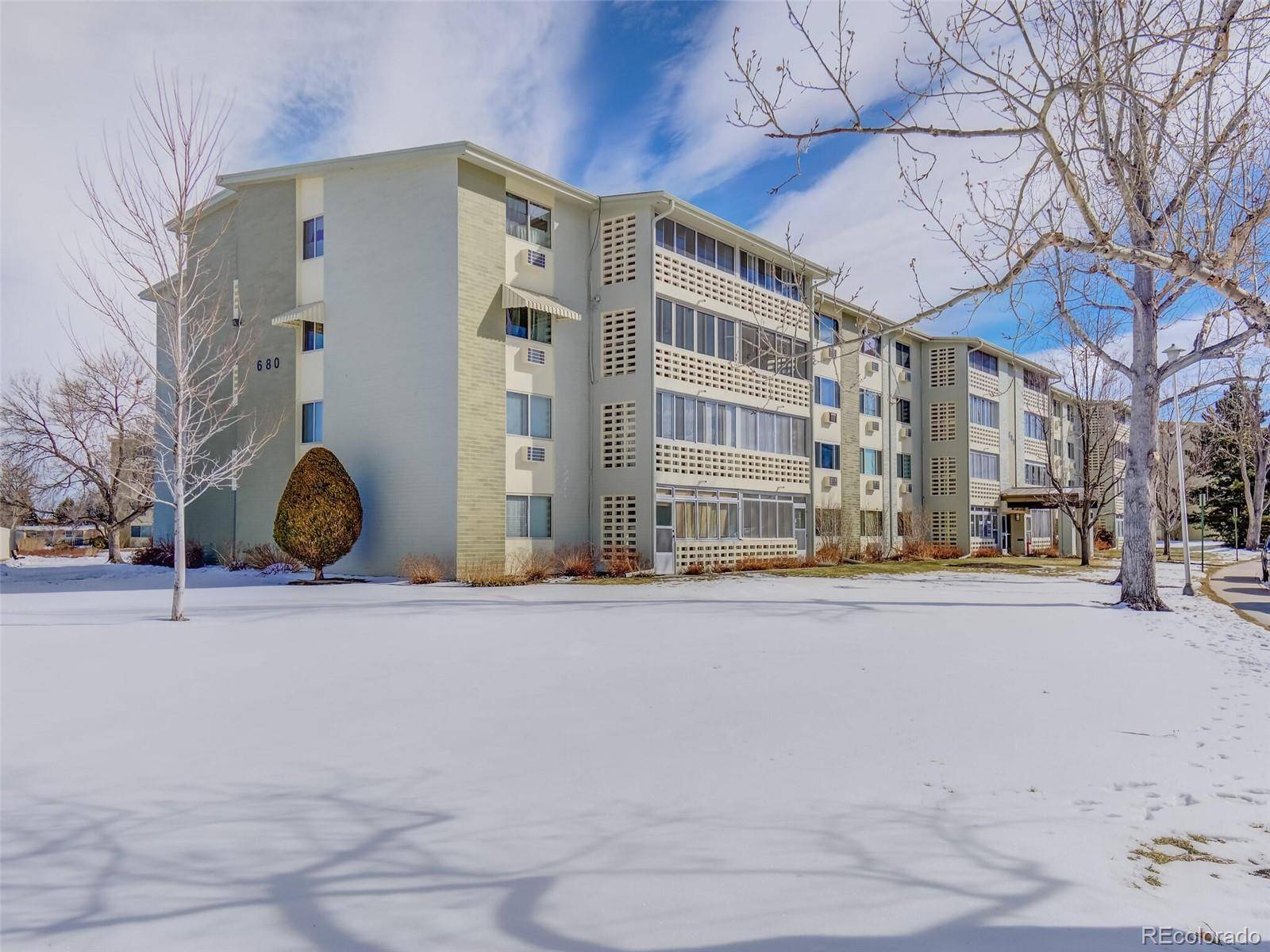 Denver, CO 80247,680 S Alton WAY #11B