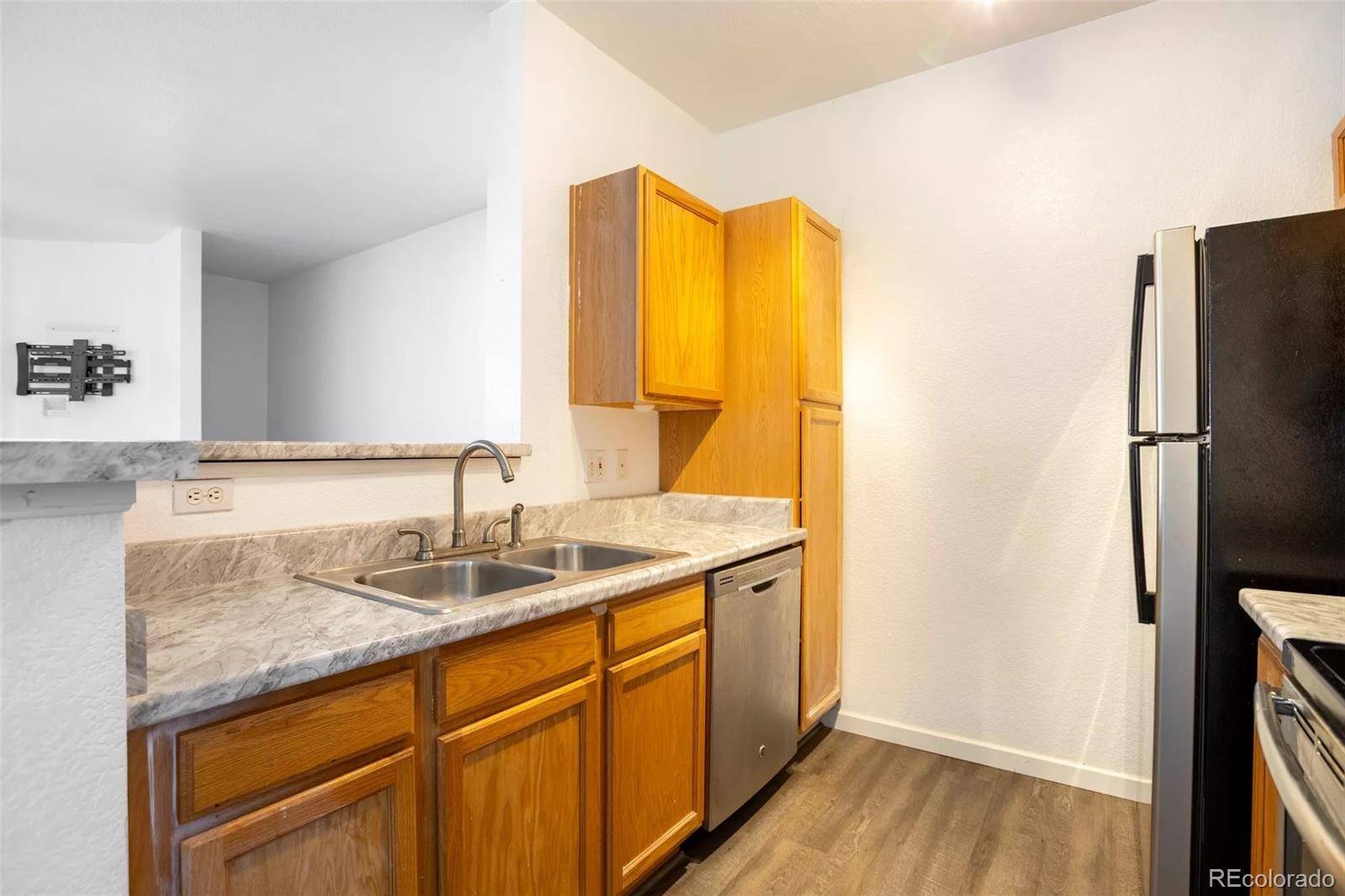 Aurora, CO 80017,912 S Yampa ST #206