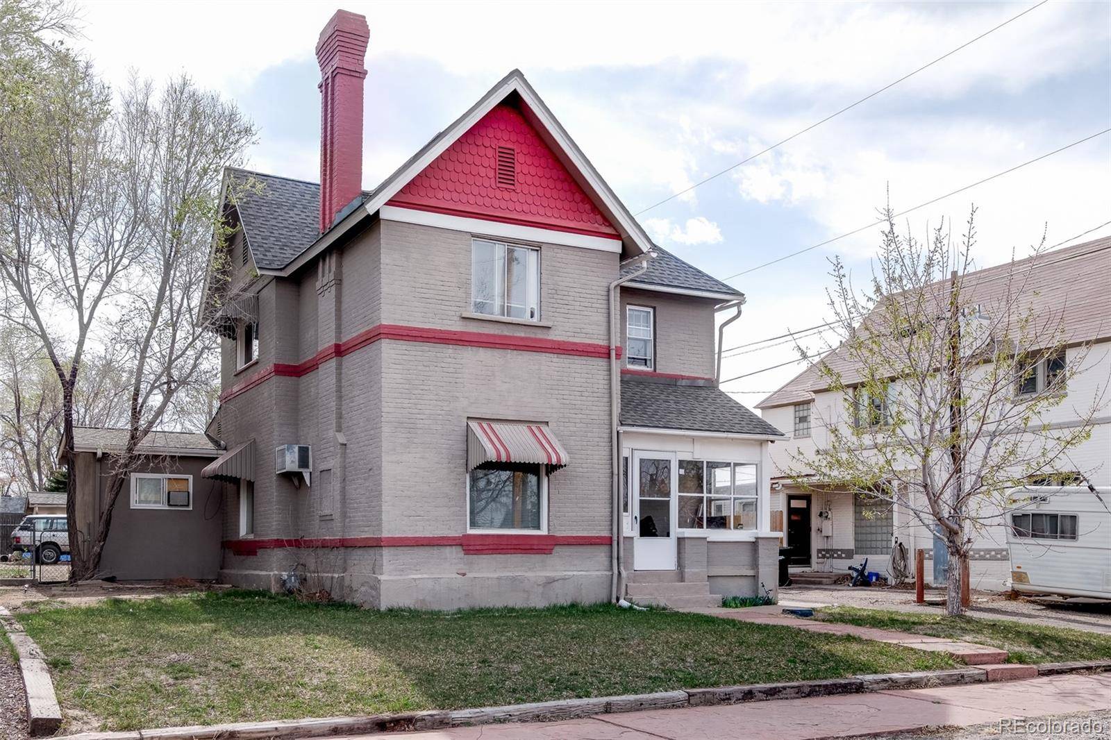 Pueblo, CO 81004,317 E Evans AVE