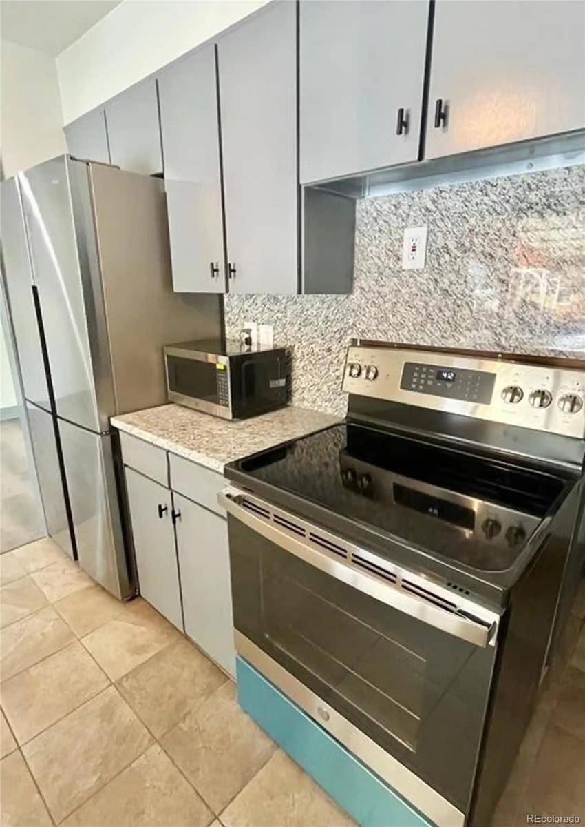 Denver, CO 80236,2814 S Winona CT