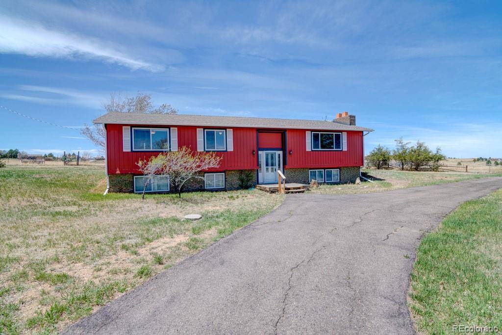 Elizabeth, CO 80107,36797 County Road 5