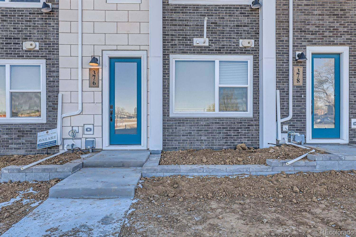 Aurora, CO 80010,376 Geneva ST