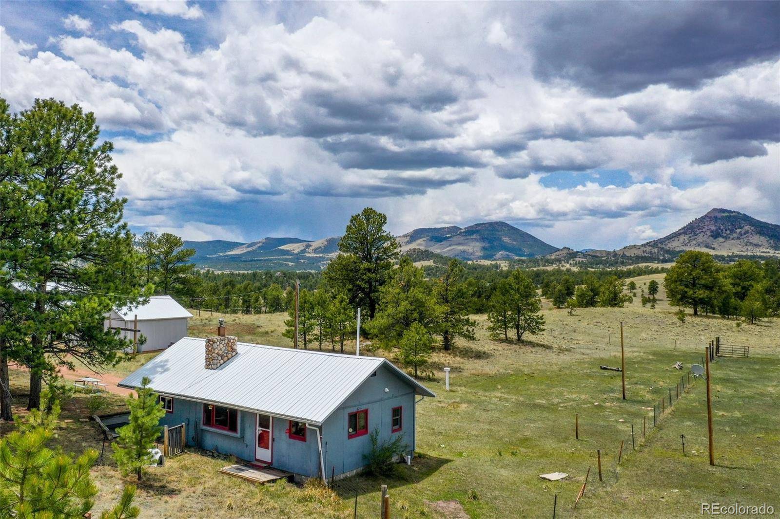 Guffey, CO 80820,949 Doe Valley RD