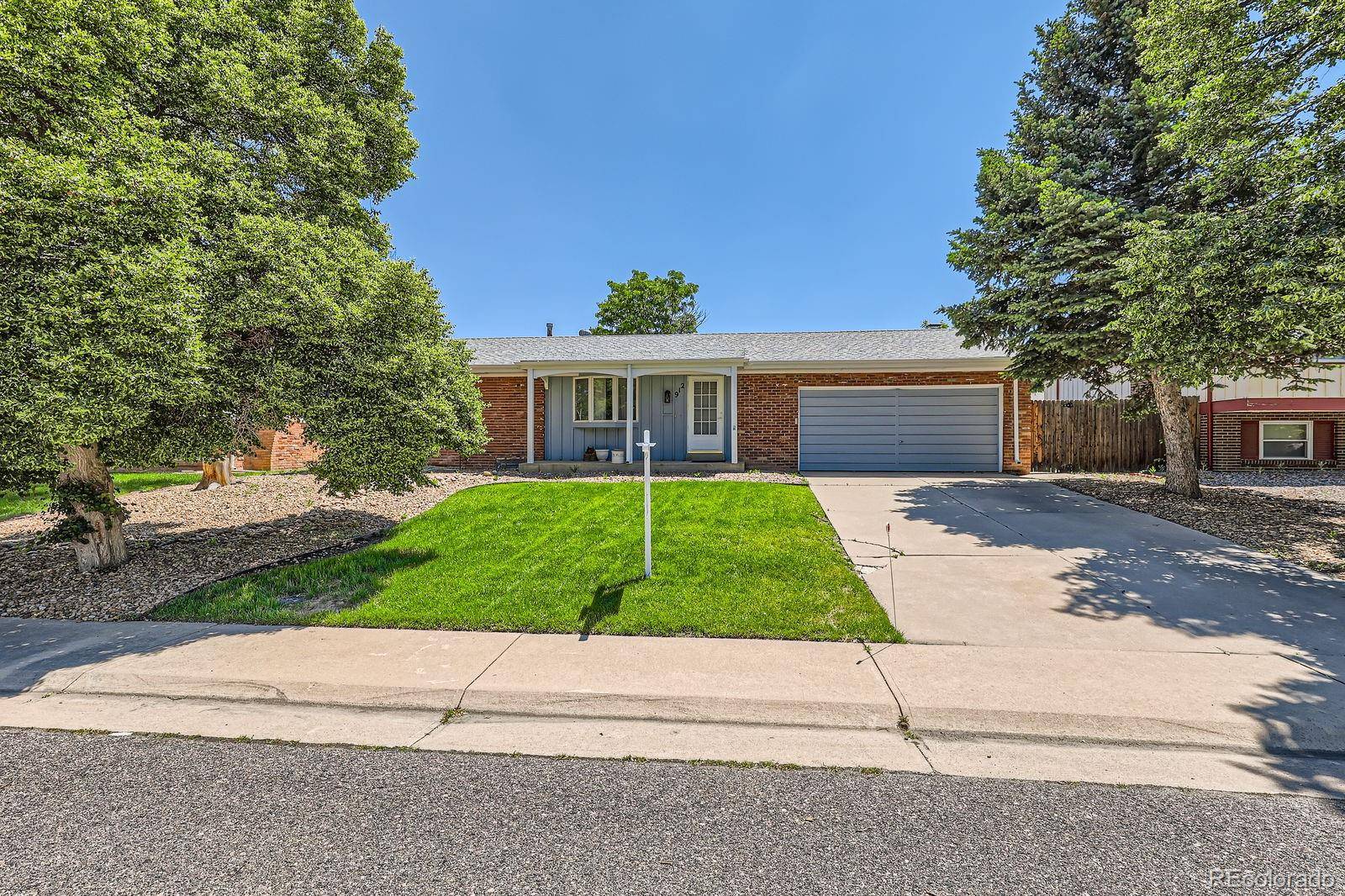 Aurora, CO 80012,912 S Kingston ST