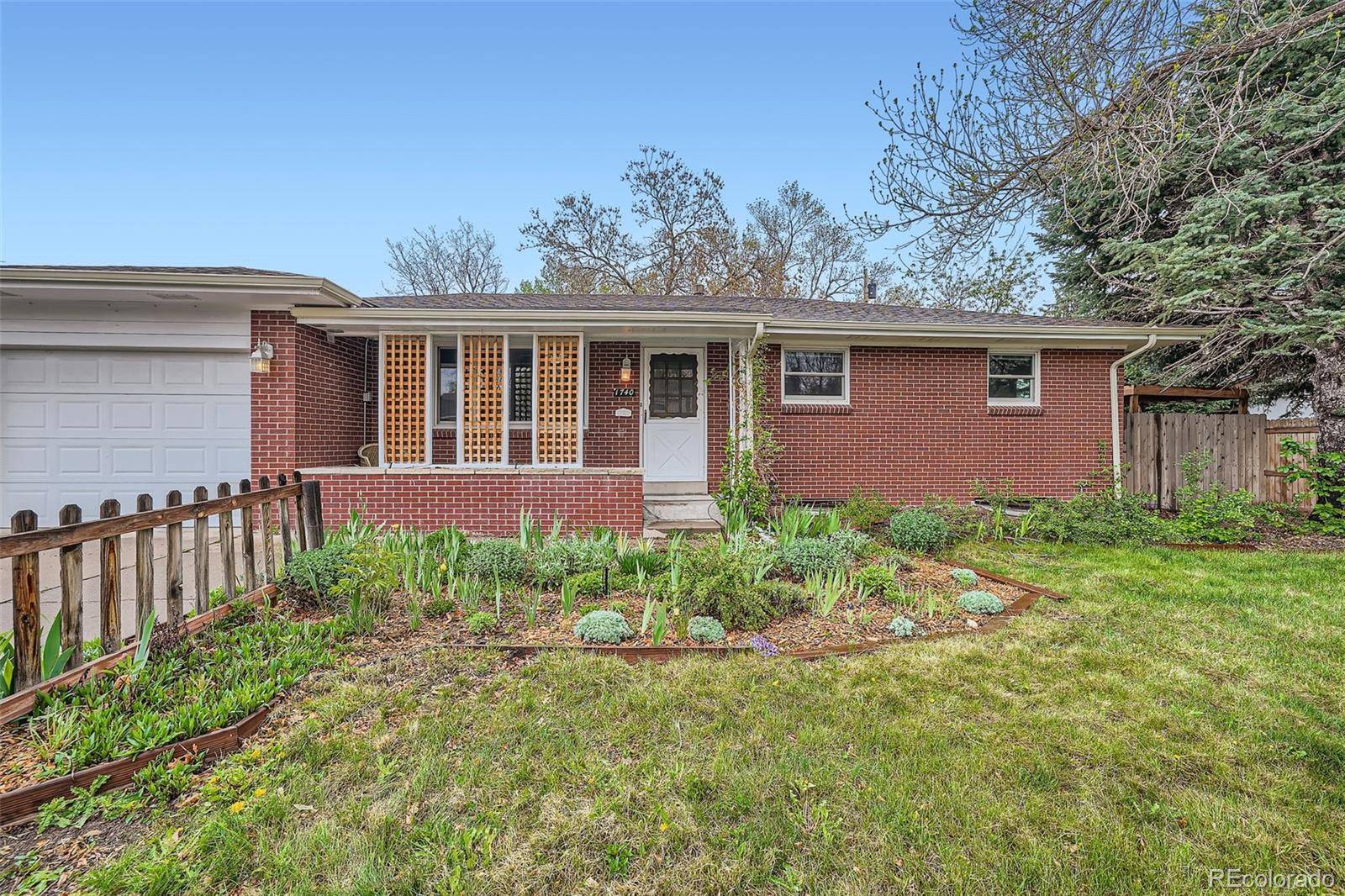 Lakewood, CO 80232,1740 S Estes ST