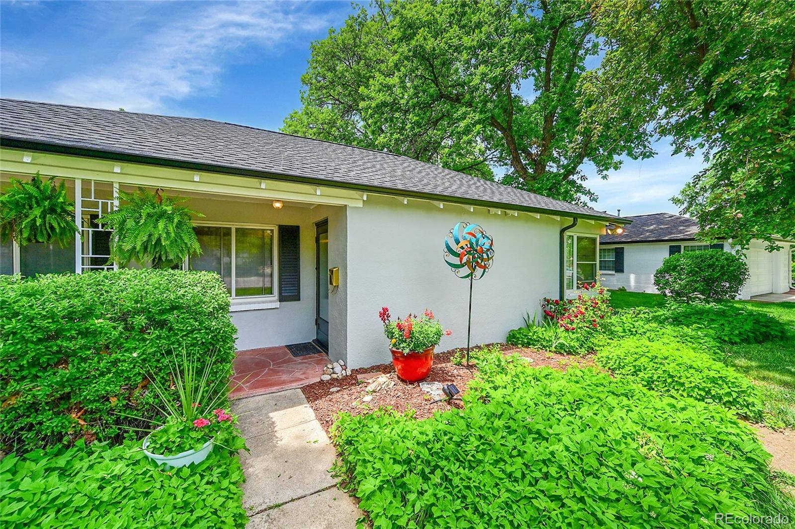 Denver, CO 80220,1935 Oneida ST