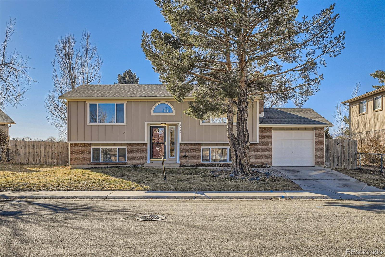 Littleton, CO 80123,8556 W Arbor PL