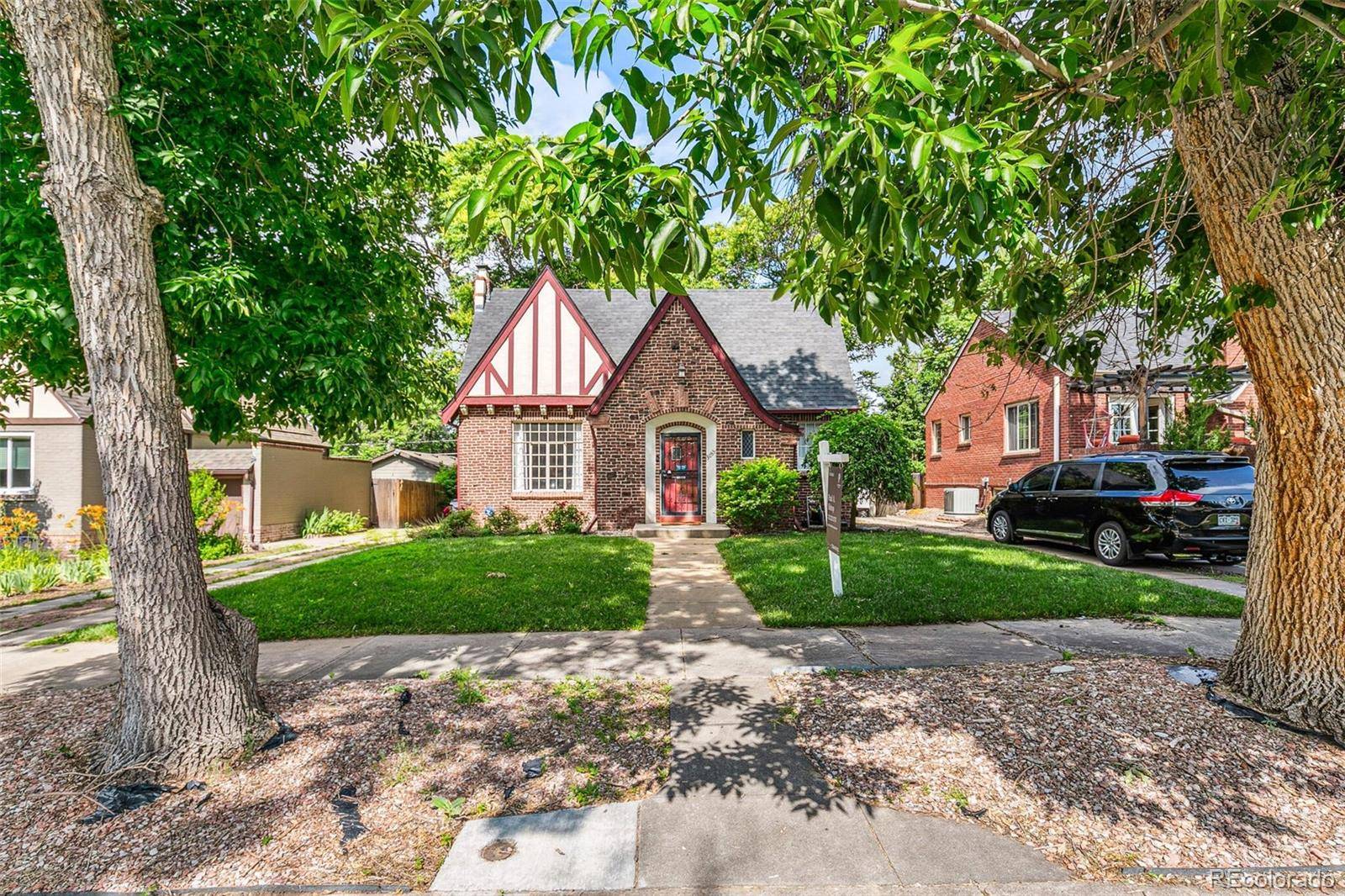 Denver, CO 80207,3055 N Albion ST