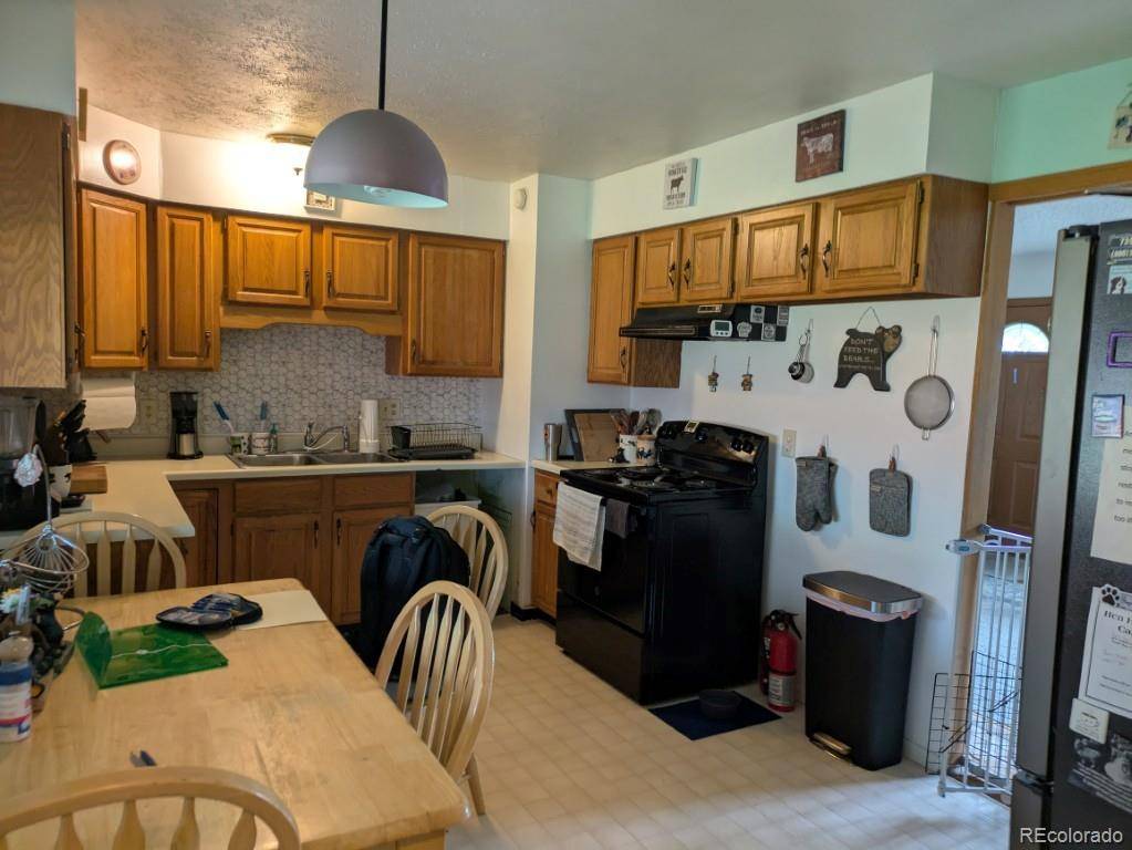 Broomfield, CO 80020,290 W 1st AVE