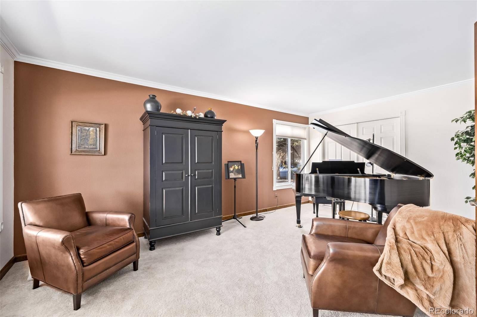 Highlands Ranch, CO 80126,1324 Shadow Mountain DR