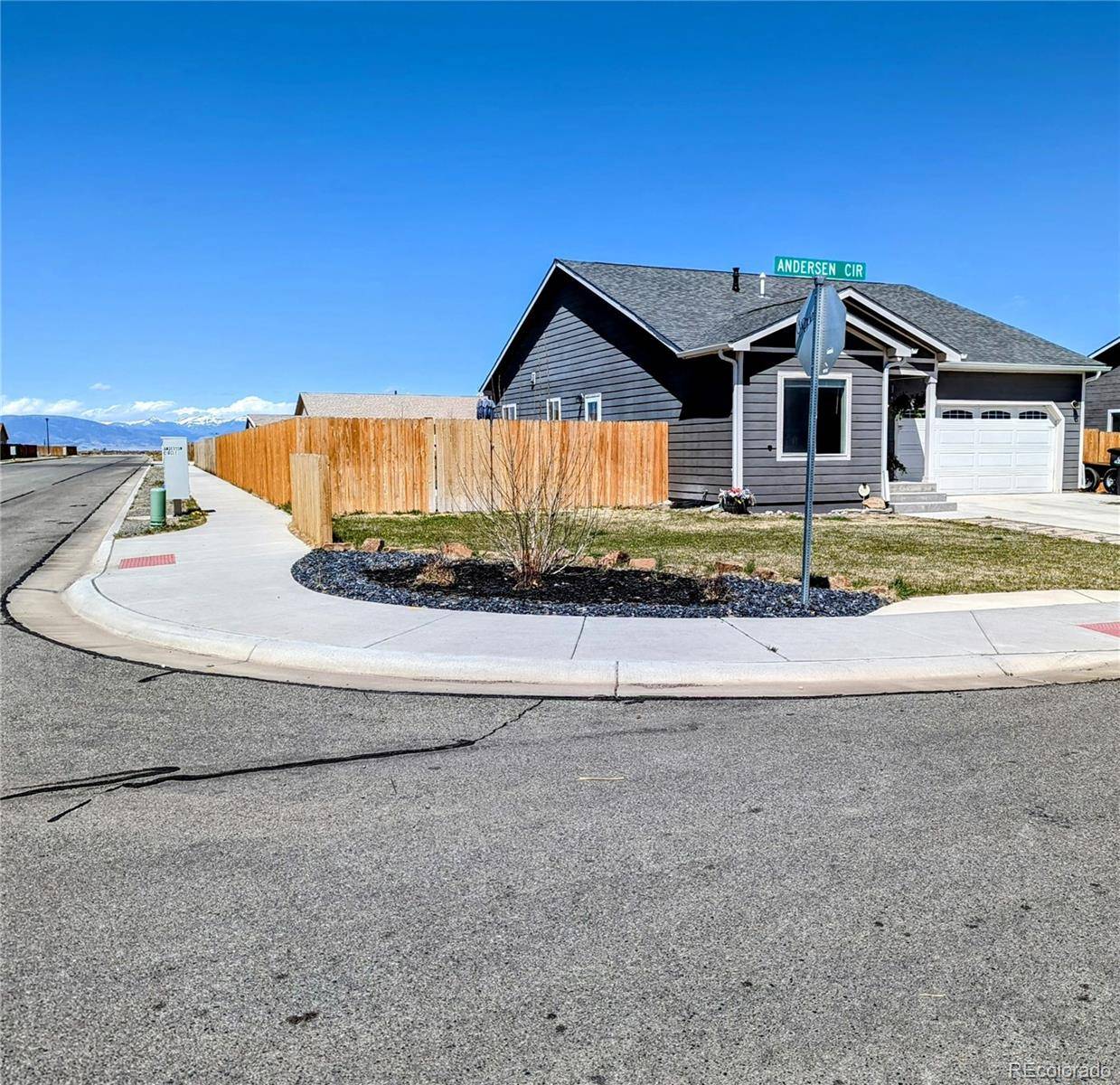 Alamosa, CO 81101,2902 Andersen CIR