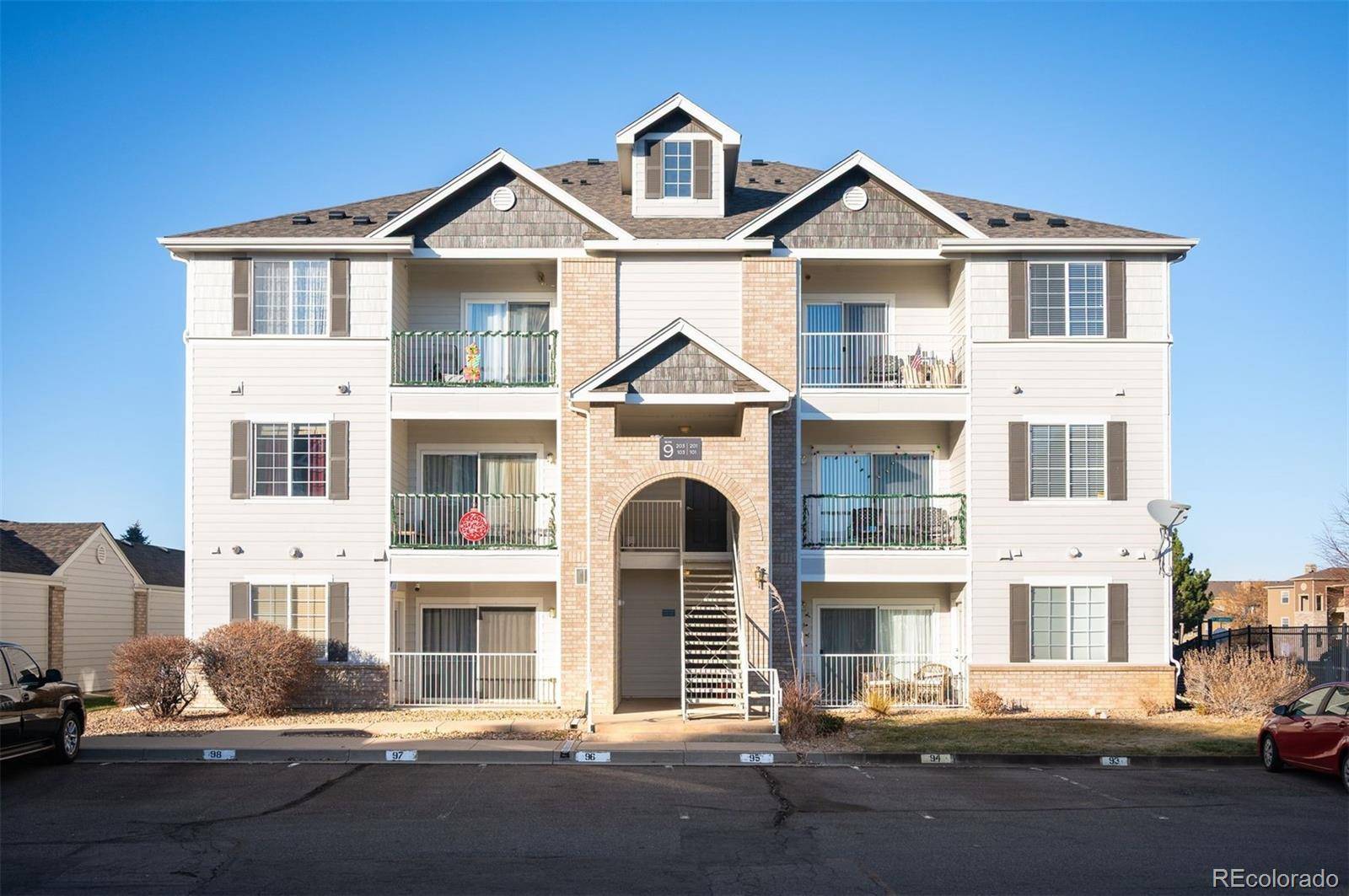 Englewood, CO 80112,15700 E Jamison DR #9-202