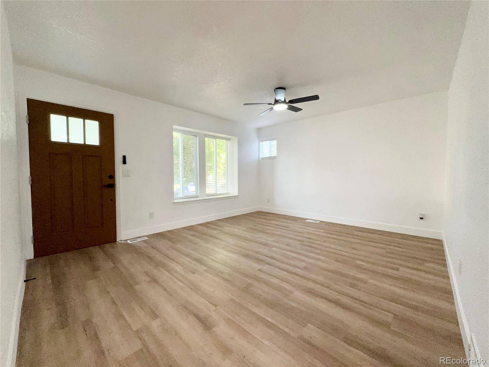 Aurora, CO 80011,1738 Ceylon ST