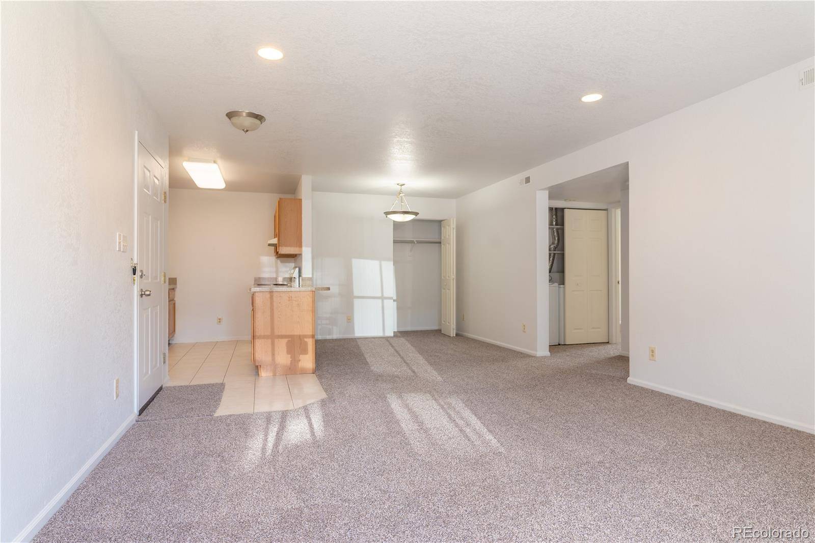 Lakewood, CO 80228,13095 W Cedar DR #102