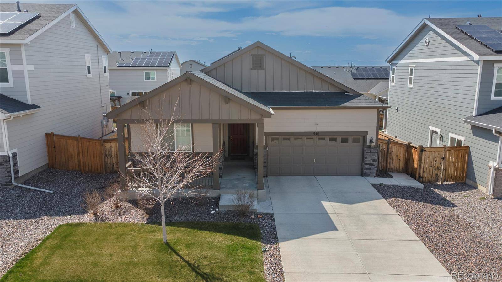 Aurora, CO 80018,915 N Waterloo CT