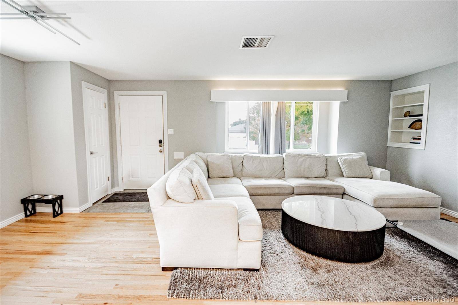 Centennial, CO 80121,2569 E Cresthill AVE