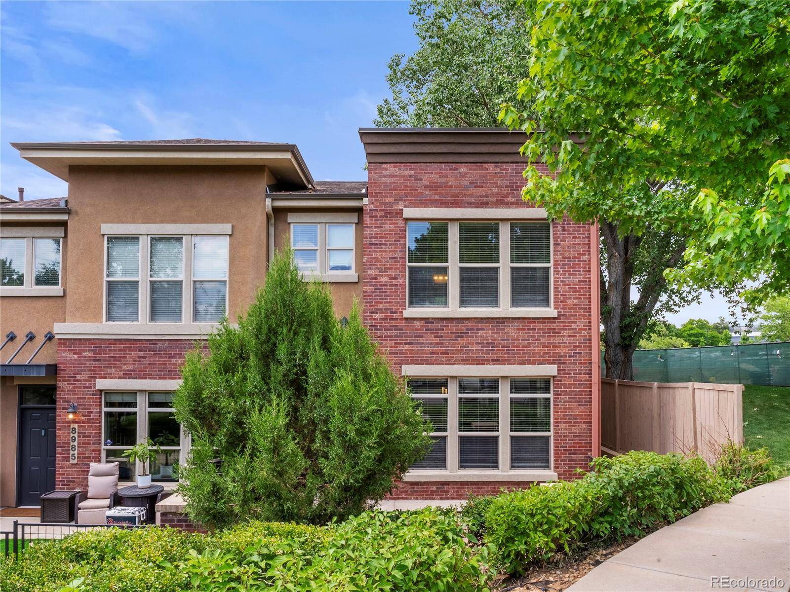 Centennial, CO 80112,8983 E Nichols PL