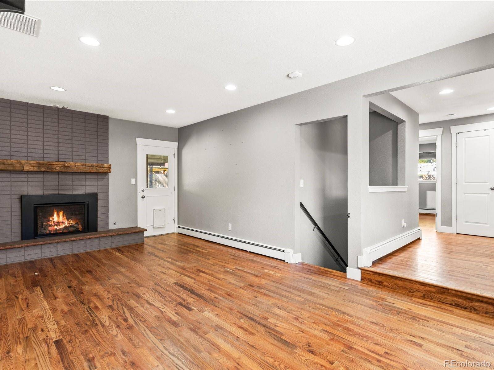 Arvada, CO 80004,6943 Oak WAY