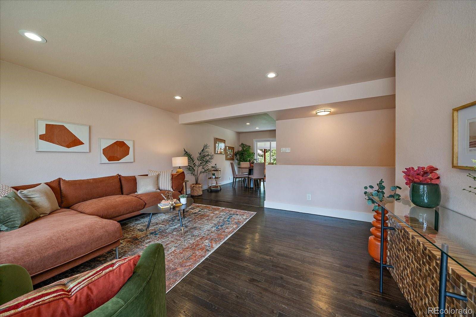 Arvada, CO 80004,6026 Iris WAY
