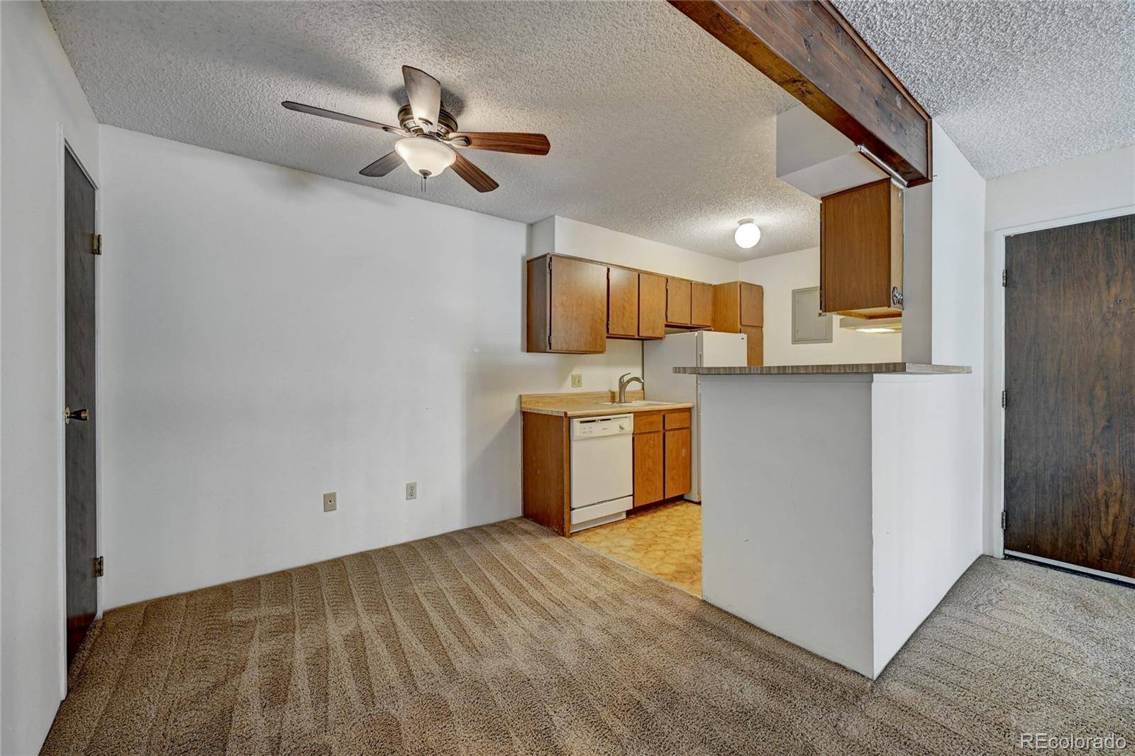 Lakewood, CO 80226,381 S Ames ST #E205