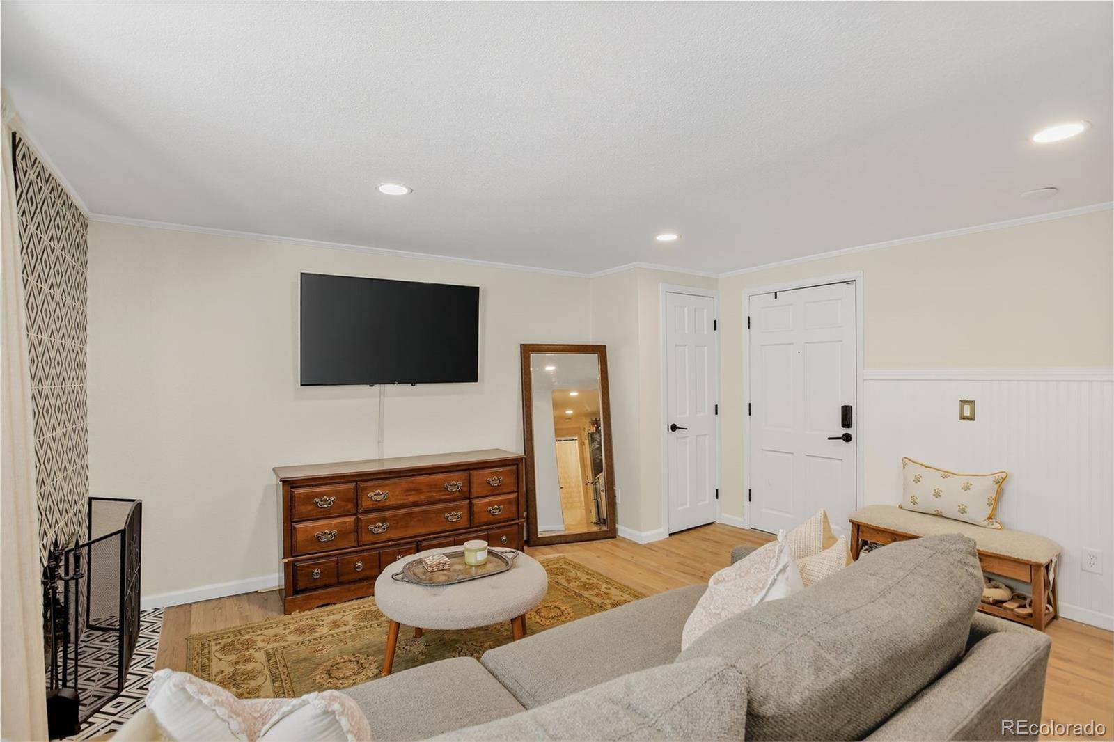 Denver, CO 80203,336 N Grant ST #206