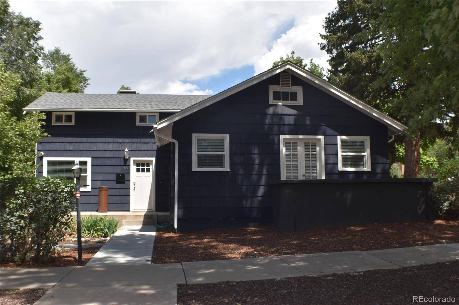 Colorado Springs, CO 80909,1328 E Vrain ST