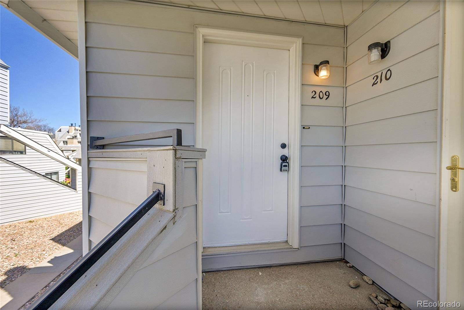 Aurora, CO 80017,17003 E Tennessee DR #209